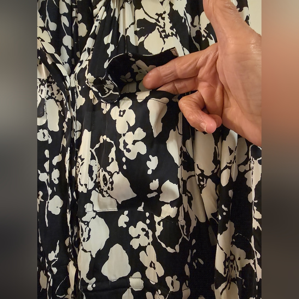 Joie Woman Navy Silk Like Button Print Dress, Size, S - Picture 8 of 14